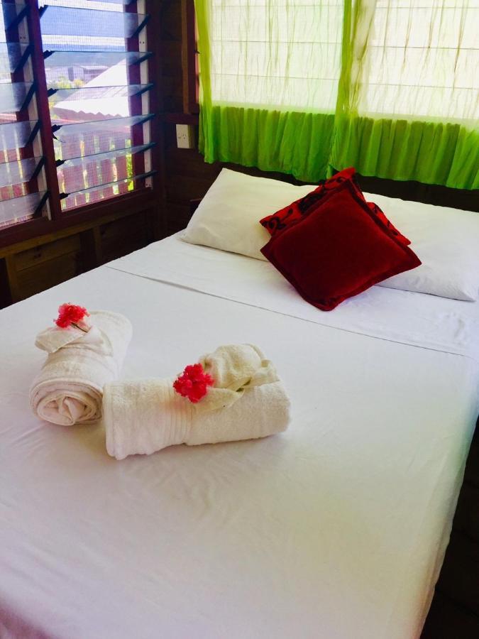 Apaula Heights Lounge Bed & Breakfast Apia Exterior photo